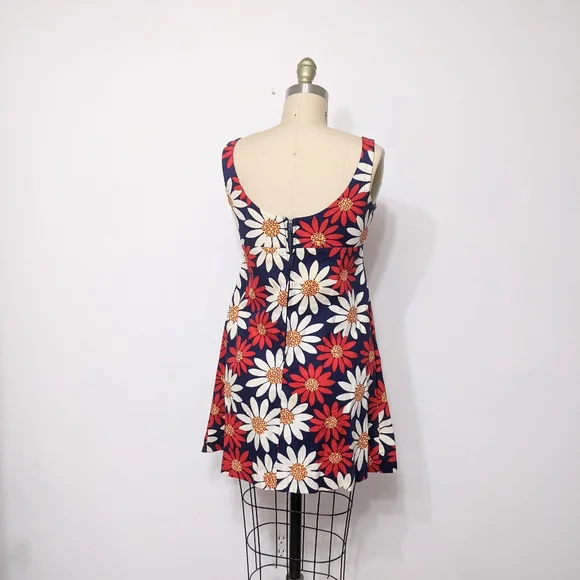 (59) vtg 1960s mod mini dress - Picture 3 of 5